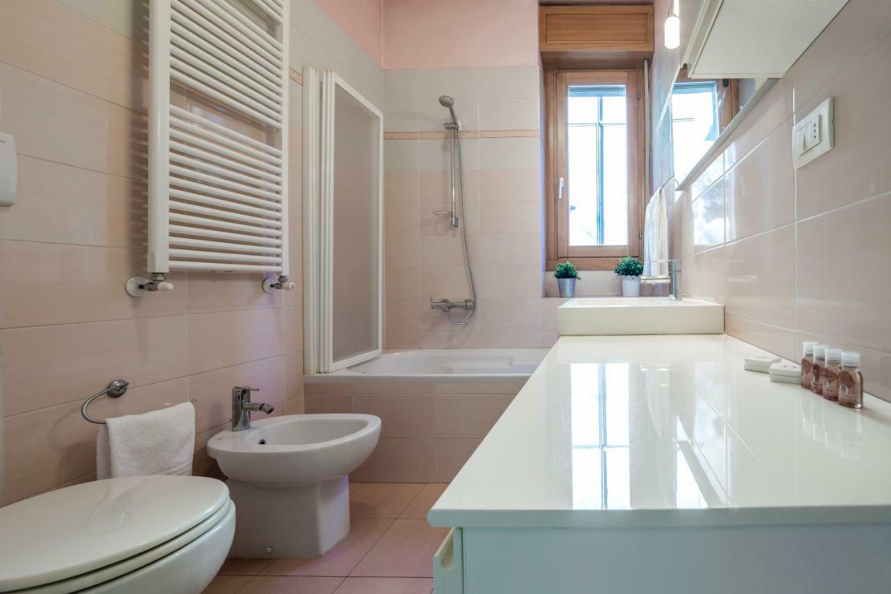 Casa da Suite Fantasia Milan Bagian luar foto