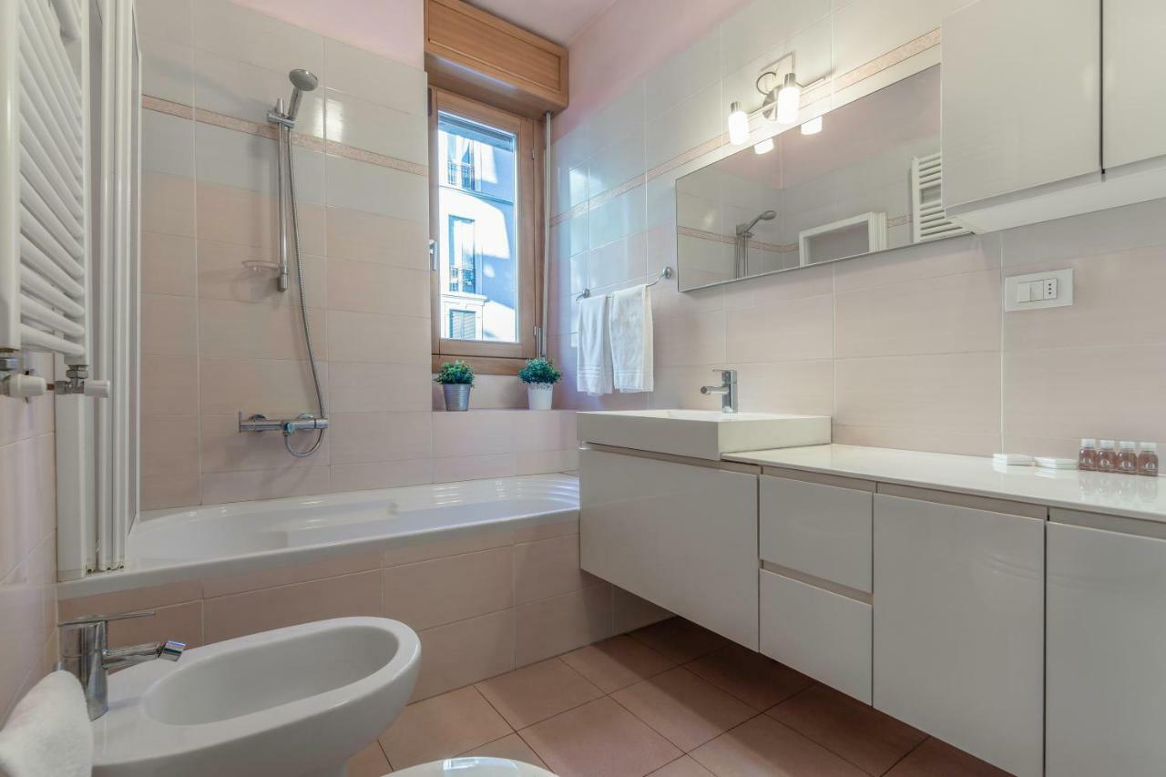 Casa da Suite Fantasia Milan Bagian luar foto